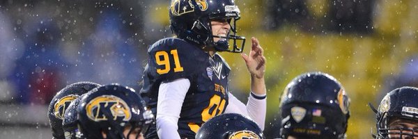 April_Goss Profile Banner