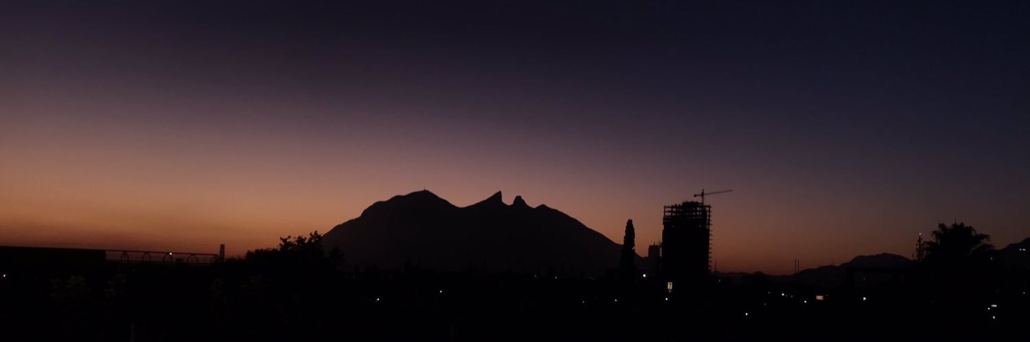 caroacsta's profile banner image