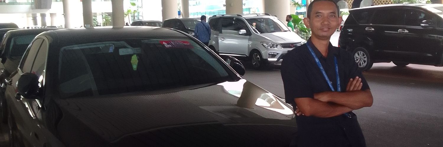 alphard_driver's profile banner image
