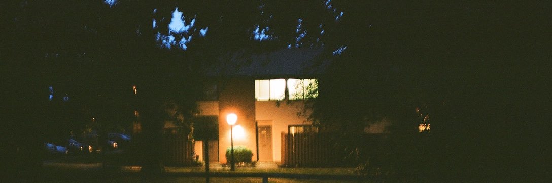(((Ari Halbkram))) banner