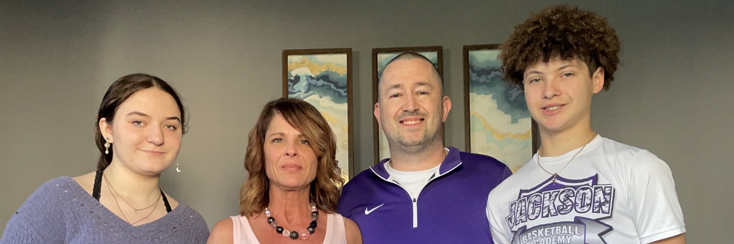 capwmom's profile banner image