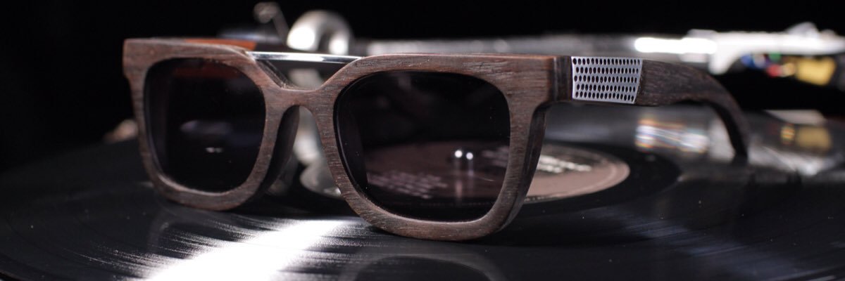 TESMAK EYEWEAR banner