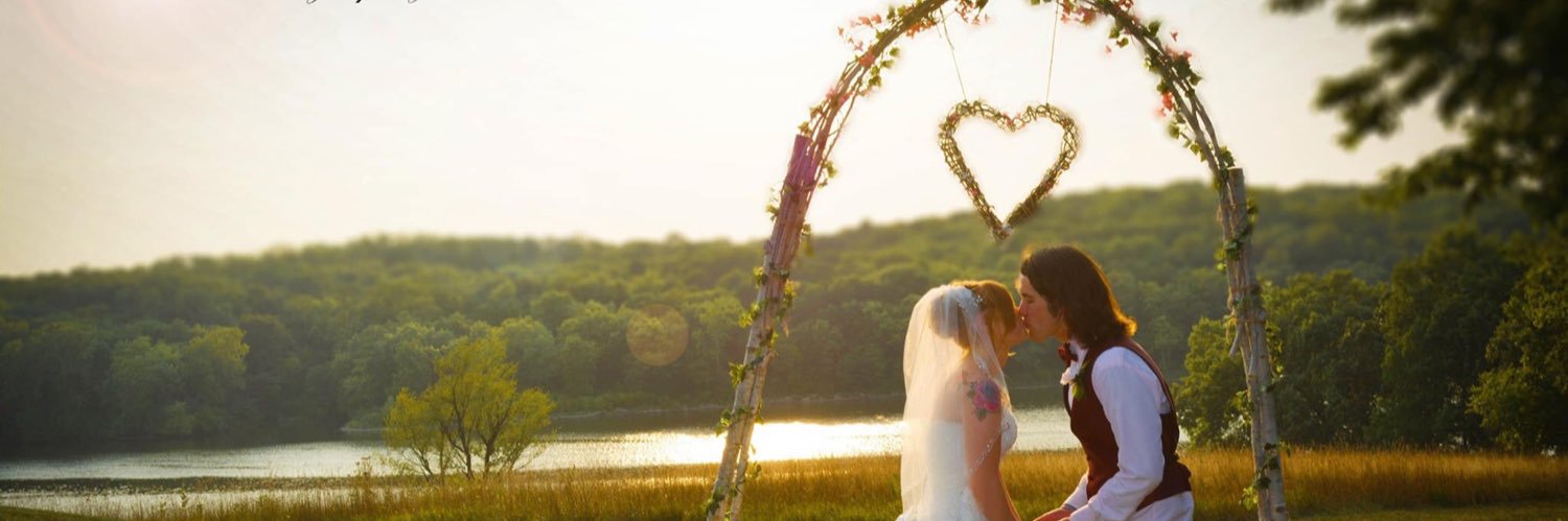TaylorAnnJackso's profile banner image