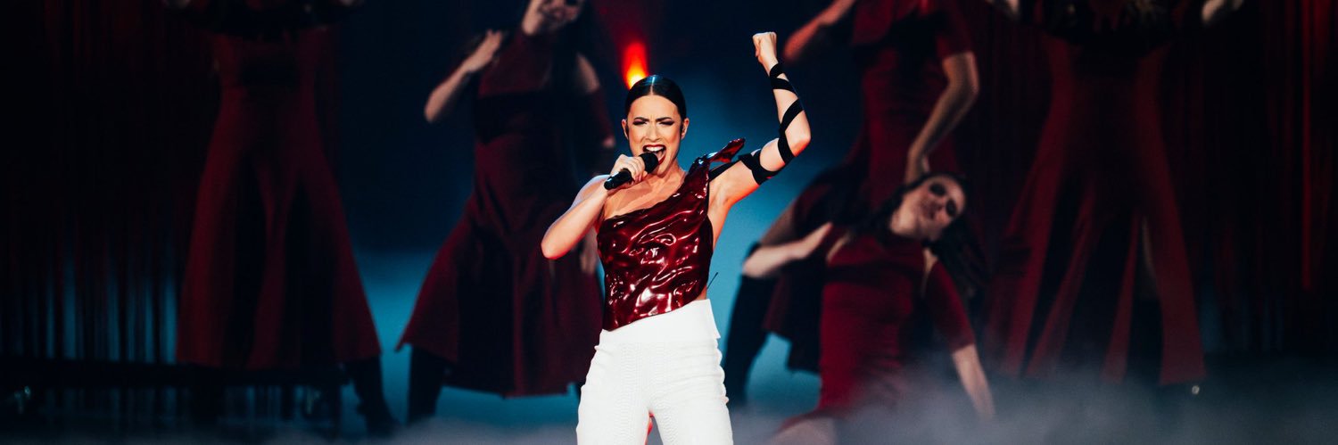 To the booty hiptonic. banner