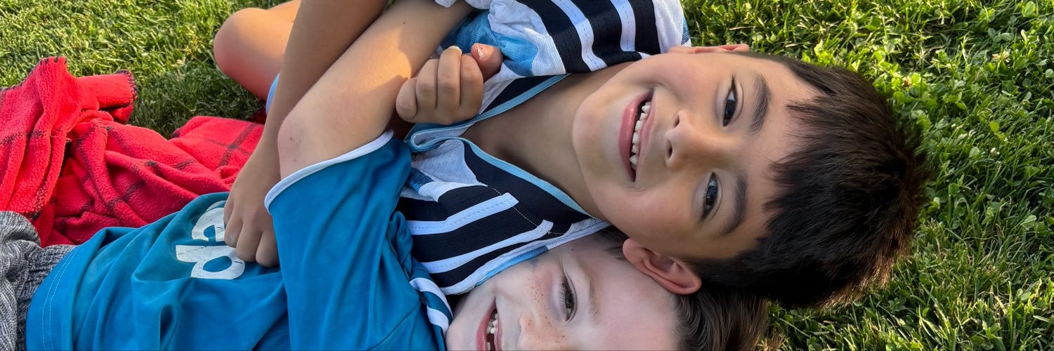 adrianavigg's profile banner image