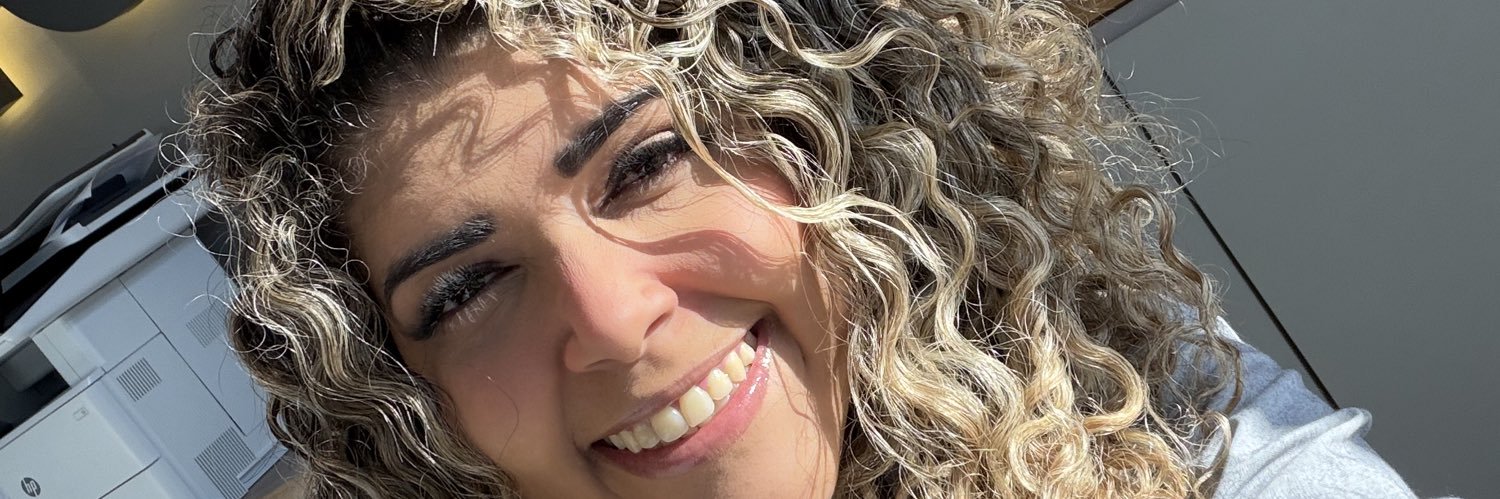 Pouxa_Val's profile banner image