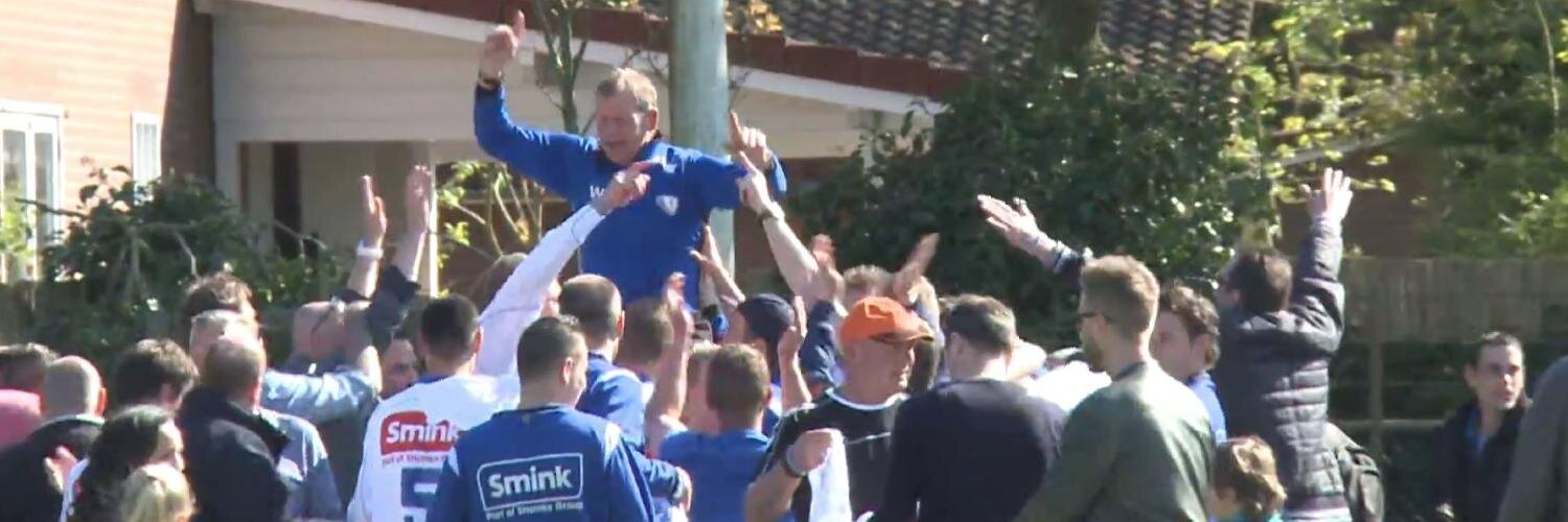 vv Voor Ons Plezier banner