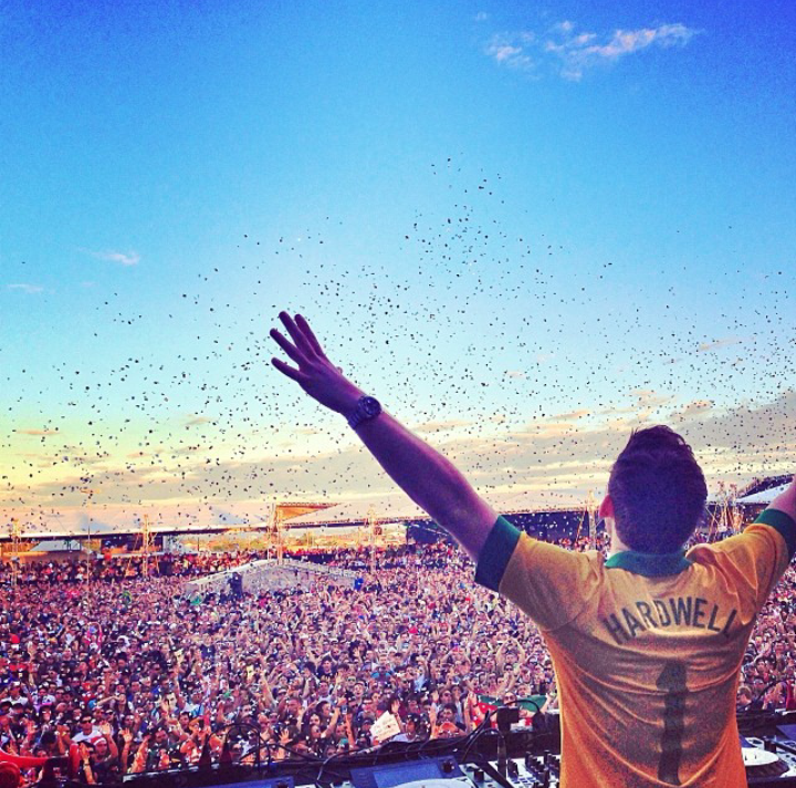 santinelli21's profile banner image