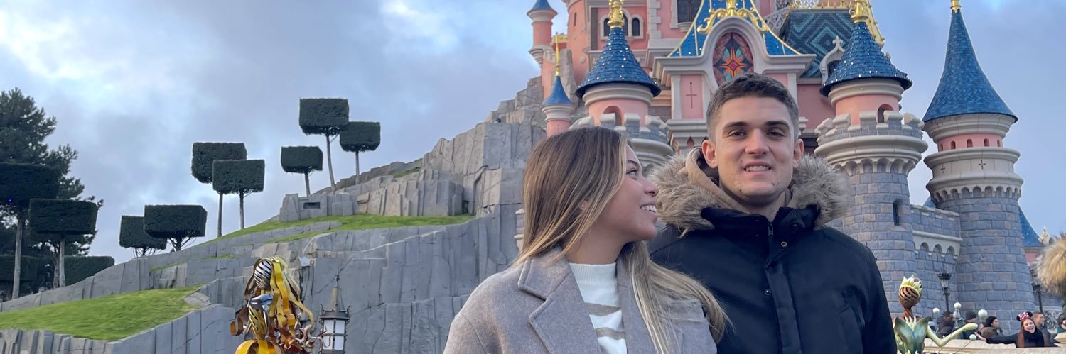VeronicaTL98's profile banner image