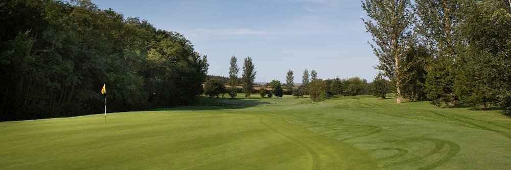 Clays Golf, Wrexham banner