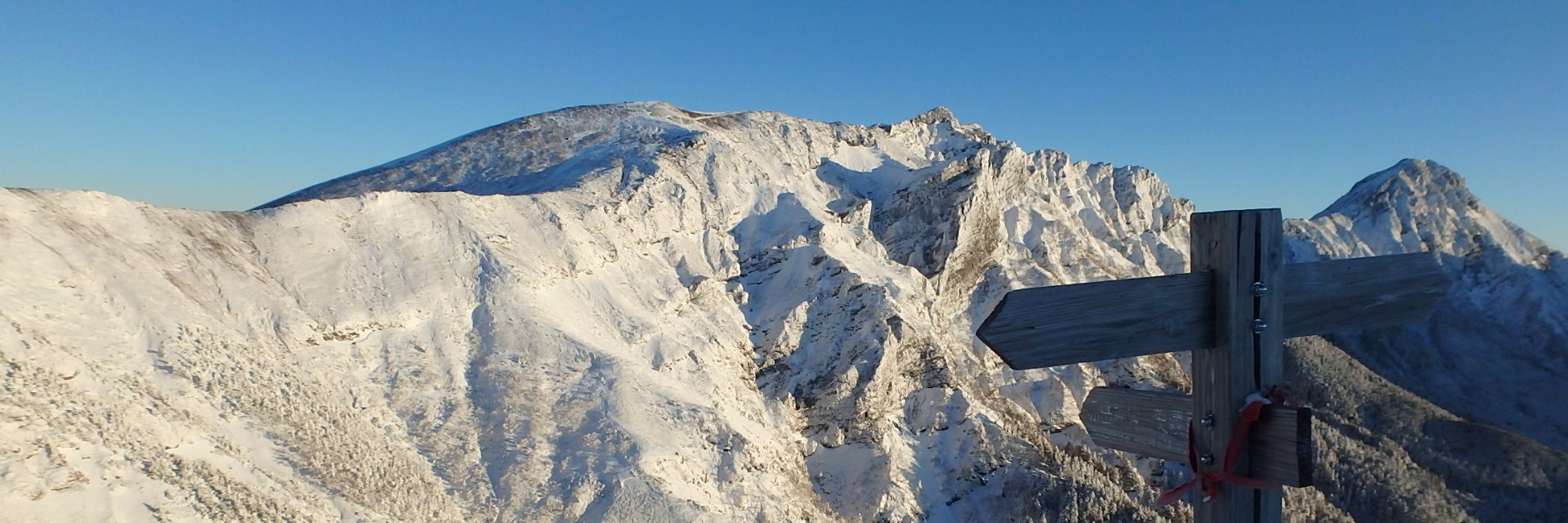 yos44162001's profile banner image