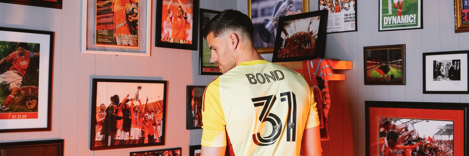 Jonathan Bond banner