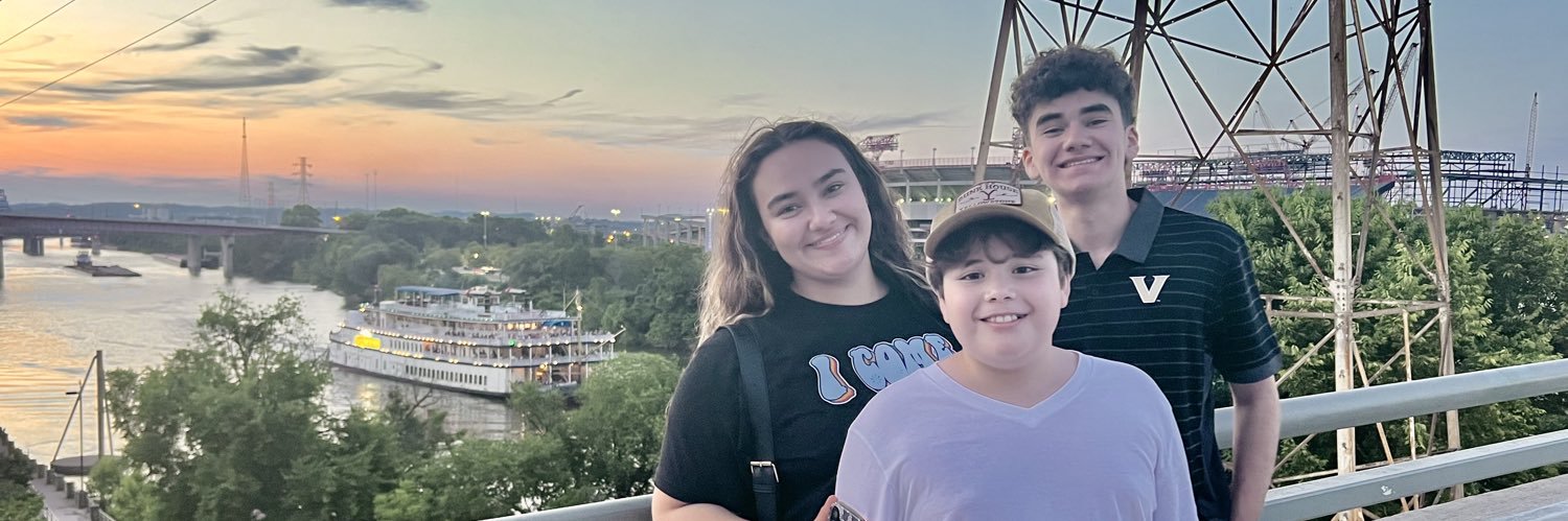 Maria P Molinares (Mapy) banner