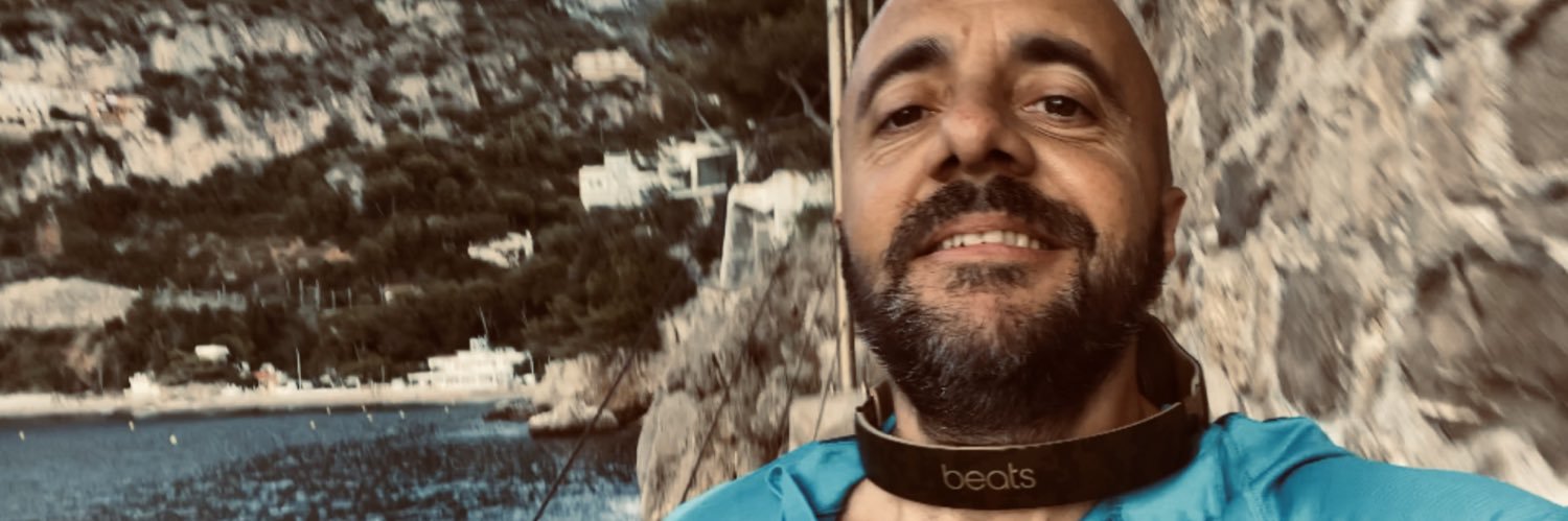 mariosantani's profile banner image