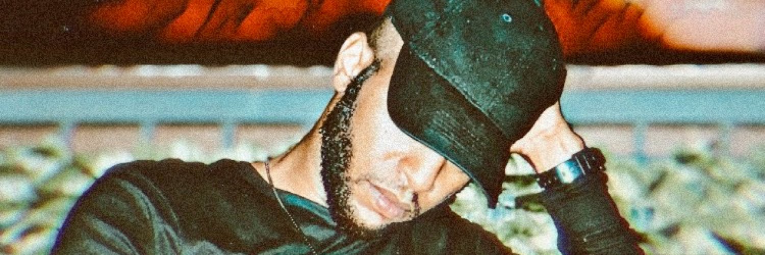 2KN8's profile banner image