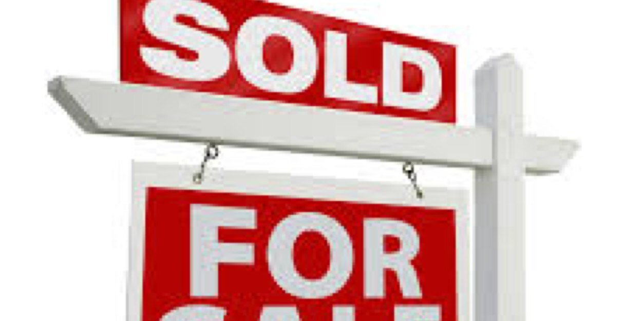Randi_Realtor's profile banner image