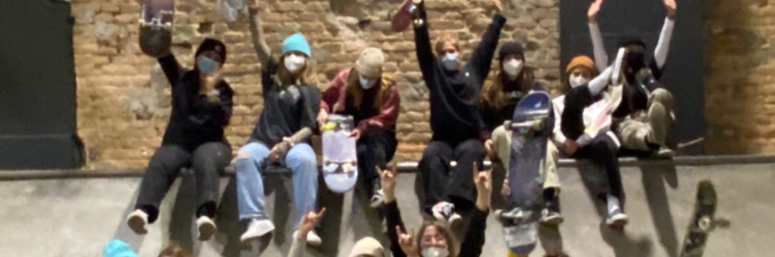 raetilly_'s profile banner image