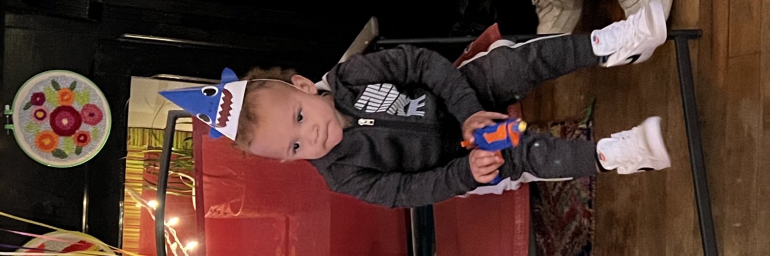 ant_hundro's profile banner image