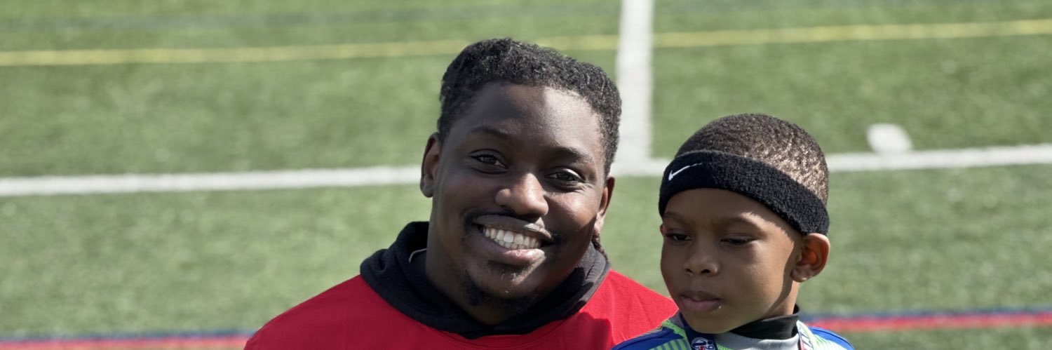DeeDotCharles's profile banner image