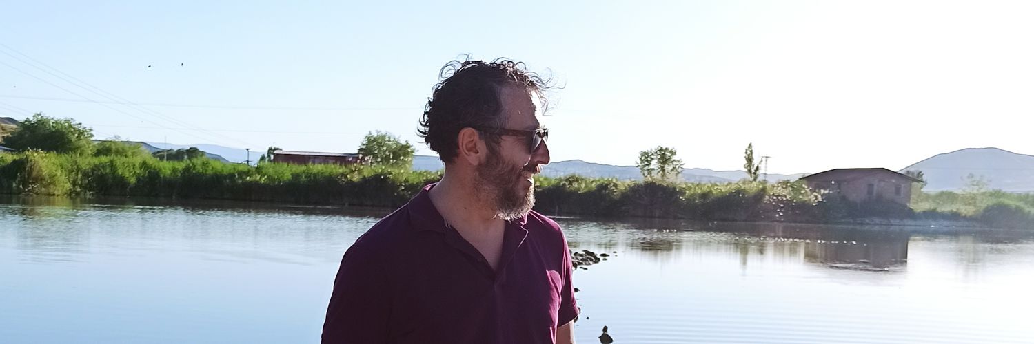 gsari2's profile banner image