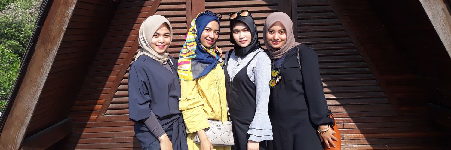 Wulan_Hee's profile banner image