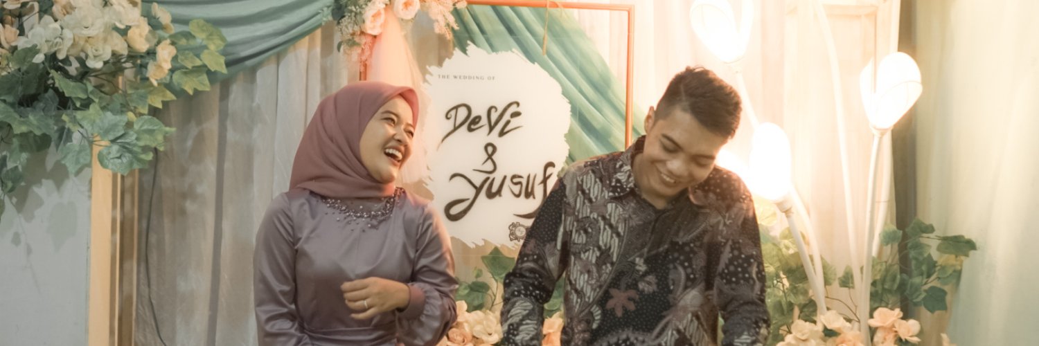 devideel_'s profile banner image