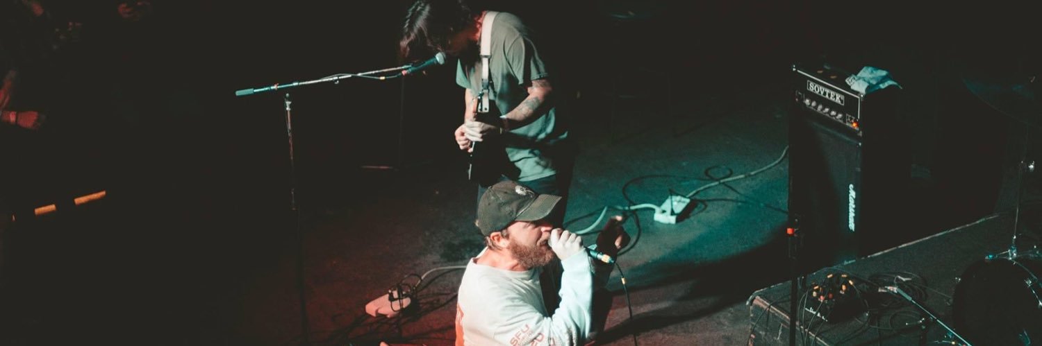 the news can wait banner