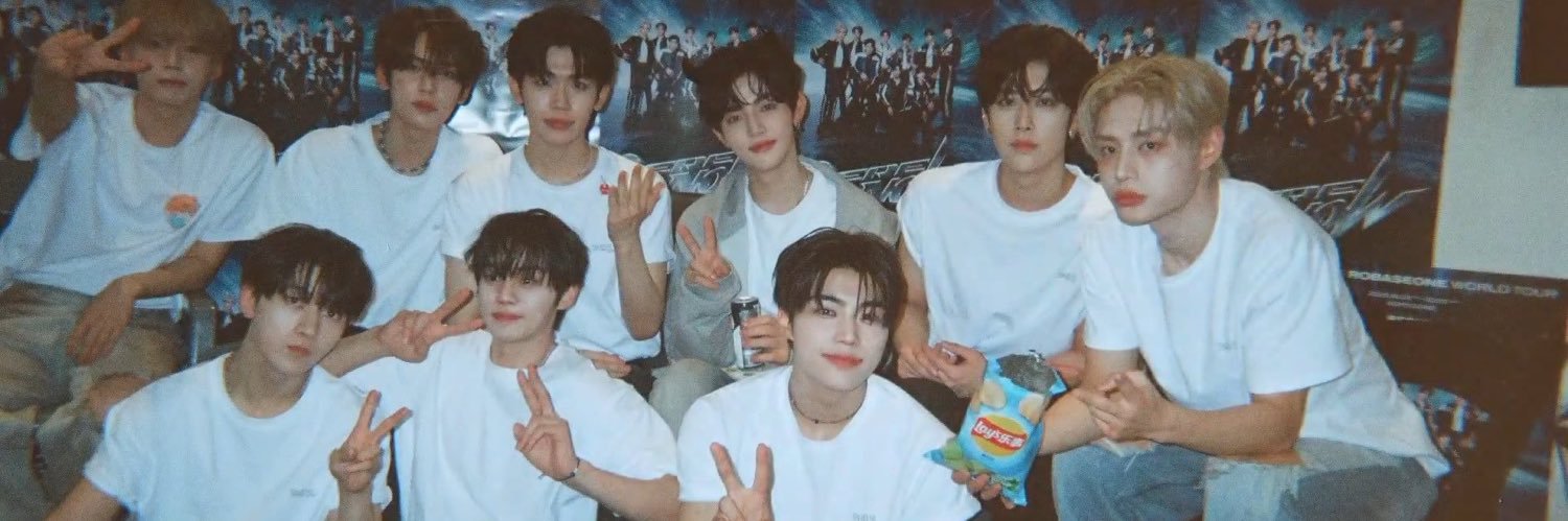 taegunzz's profile banner image