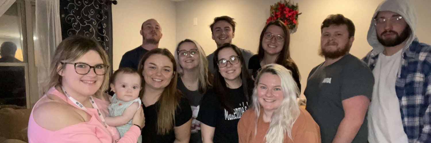 empotts210's profile banner image