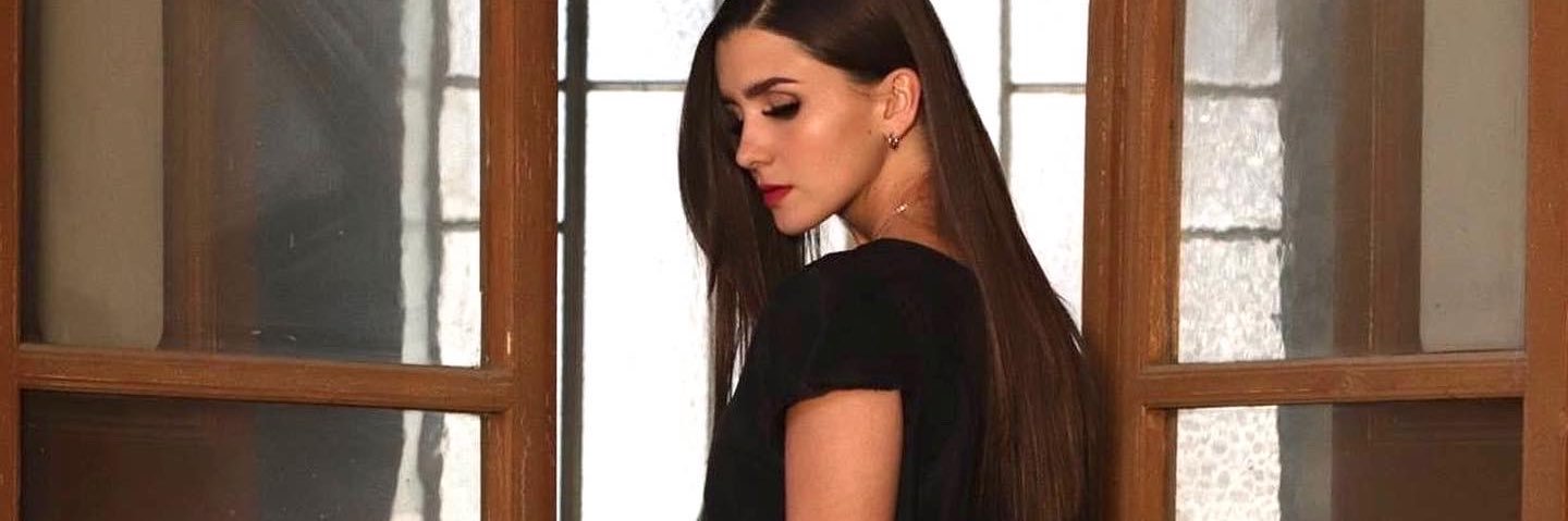 CarolinaColombr's profile banner image