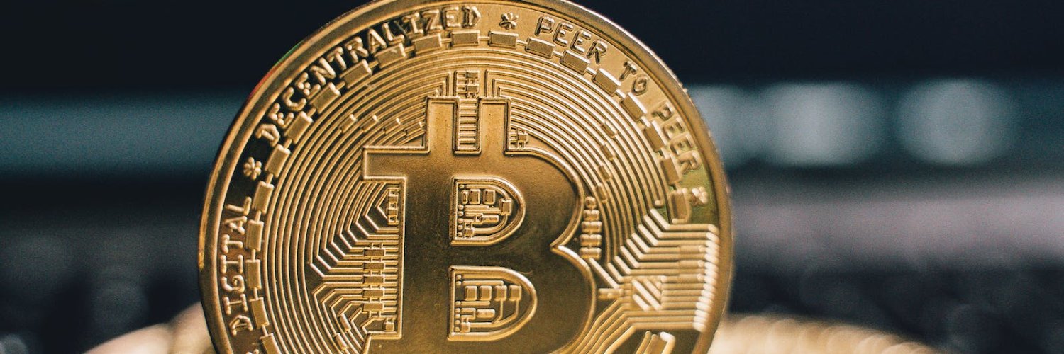 Luana Gabriele banner