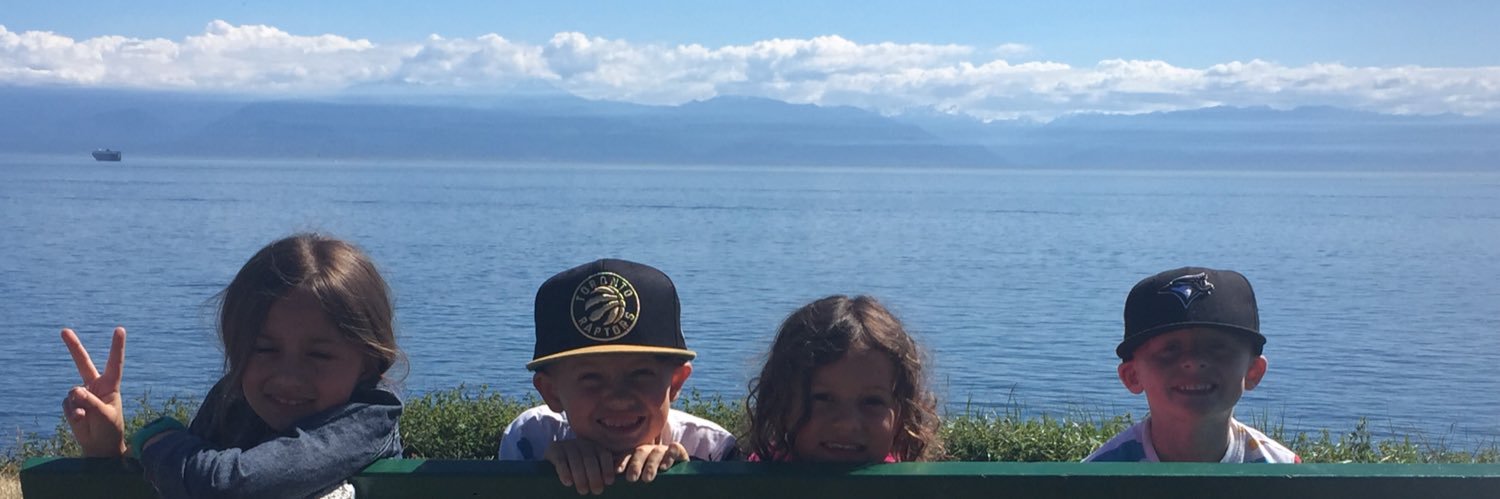 snofie27's profile banner image