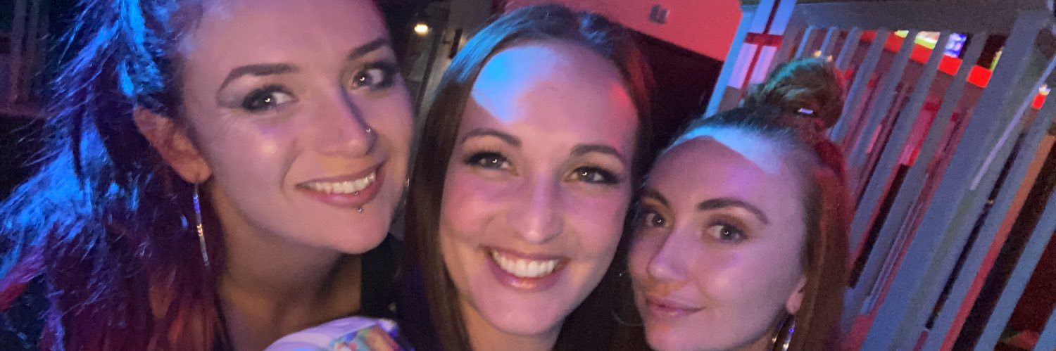 Holly Murray banner