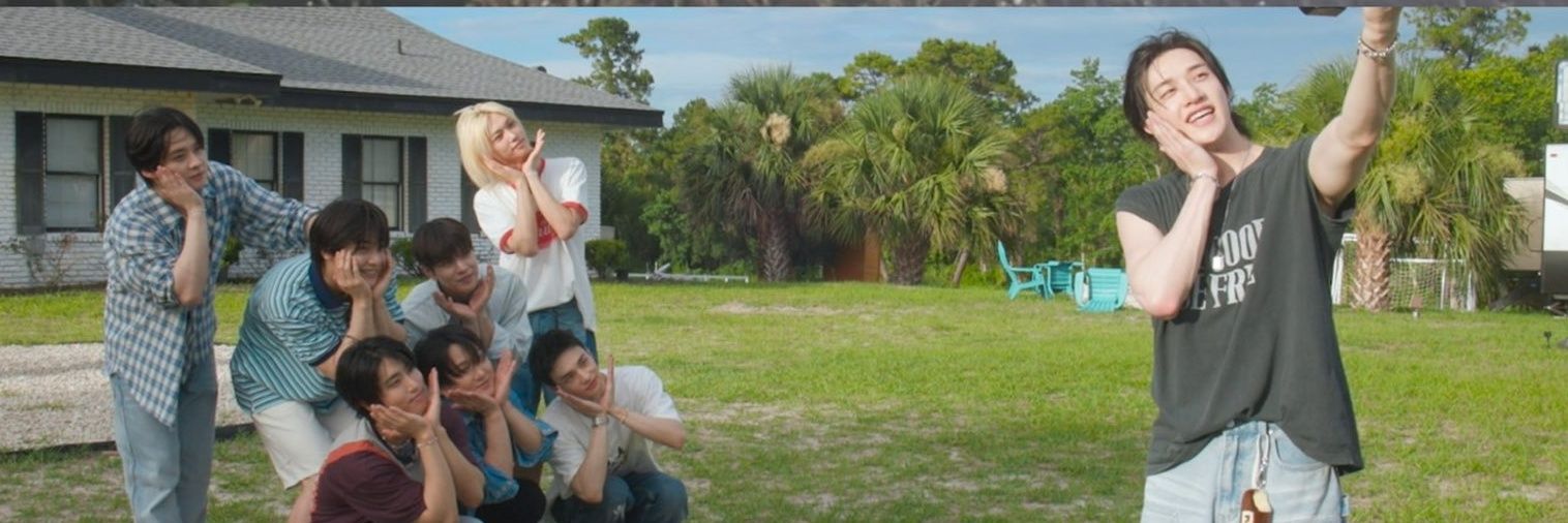 AnaMarinez98's profile banner image