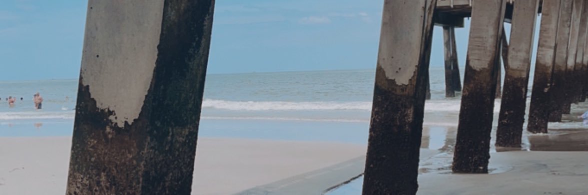 crmarieeee's profile banner image