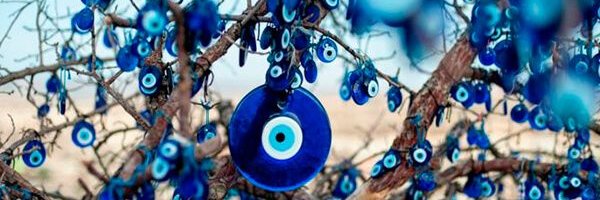 TatiChaverroni's profile banner image