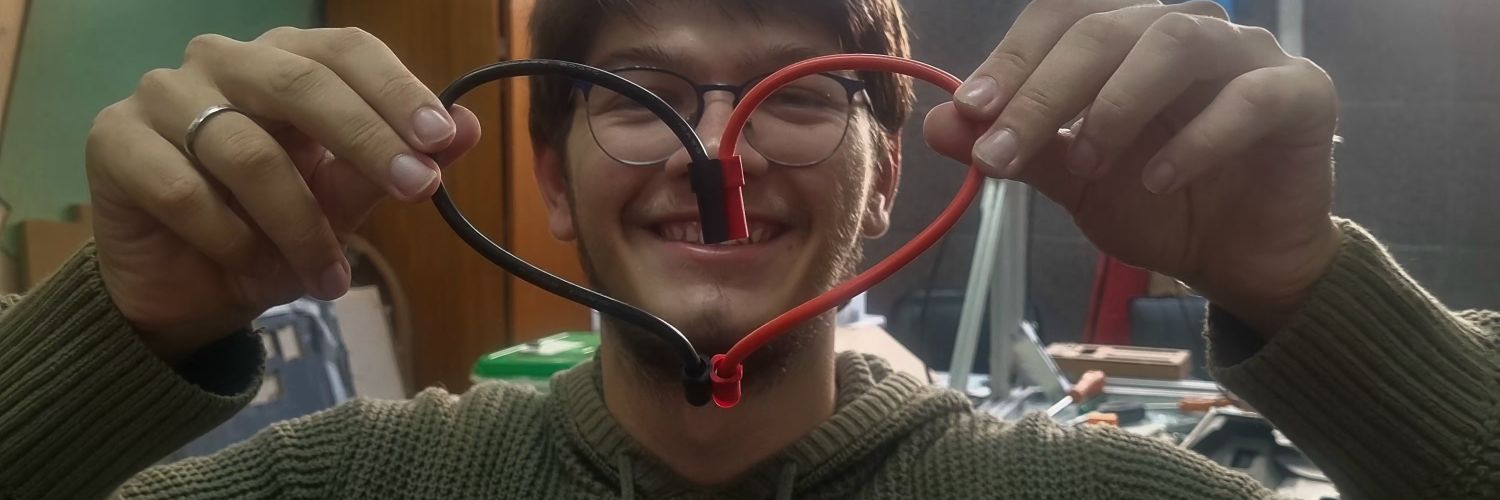 mxrussi's profile banner image