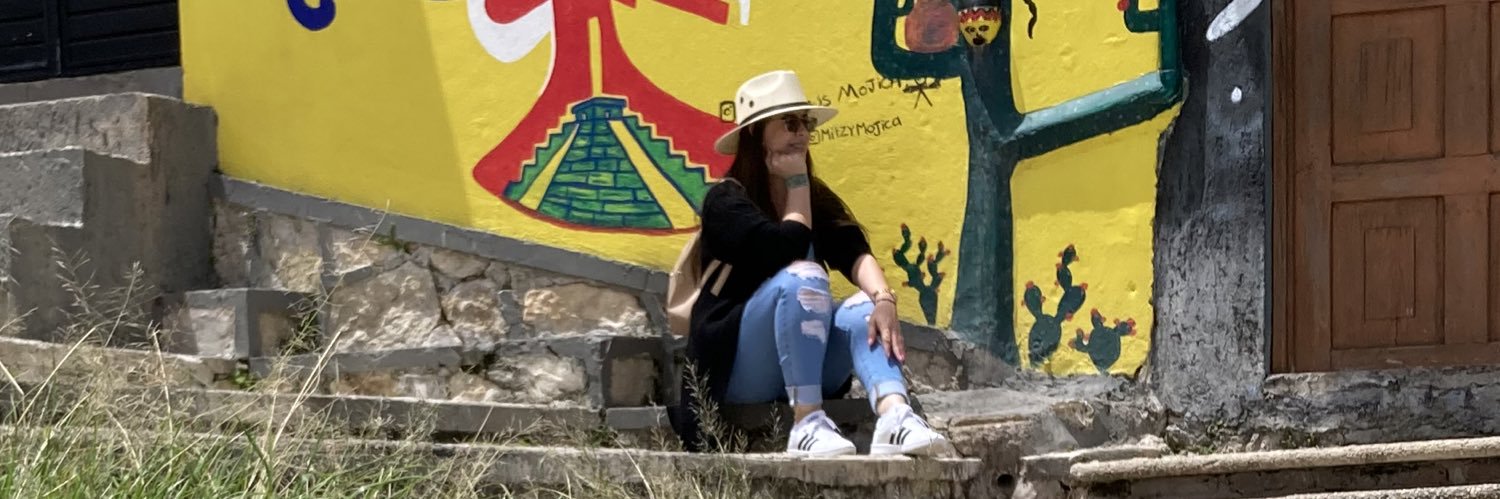 Alondra Priego🦋 banner