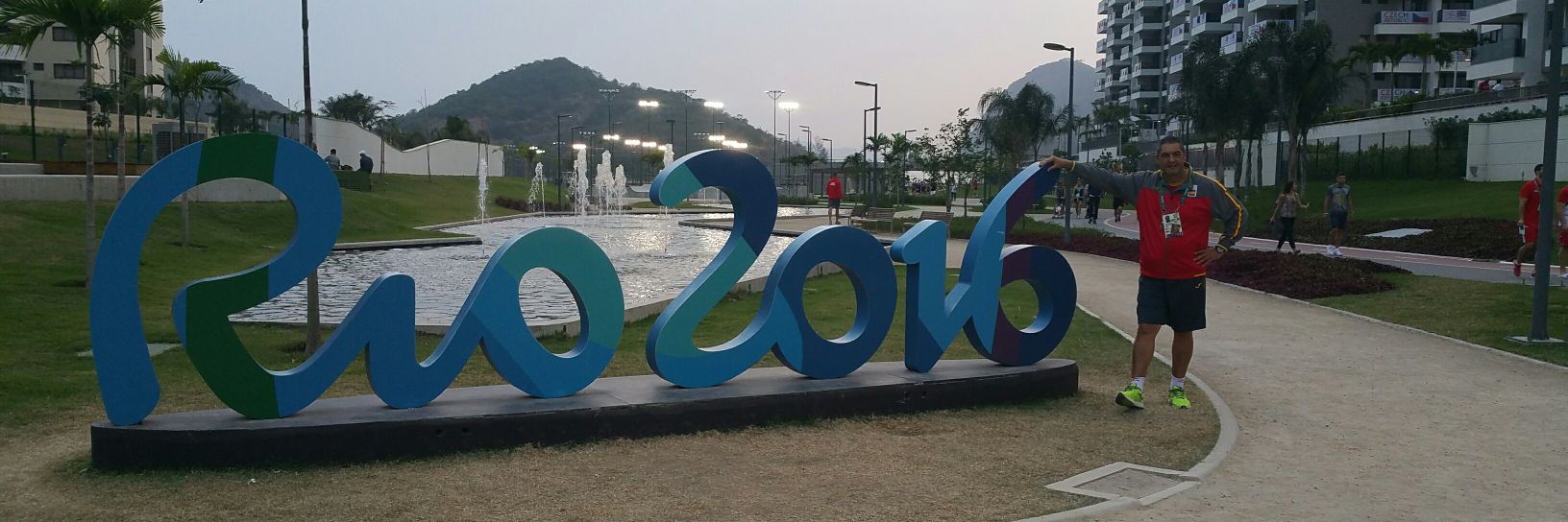 Jose L López Becerra banner