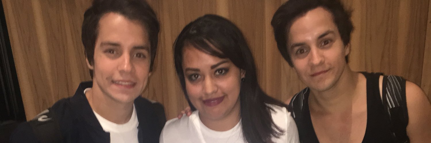 ReynaSaucedoM's profile banner image