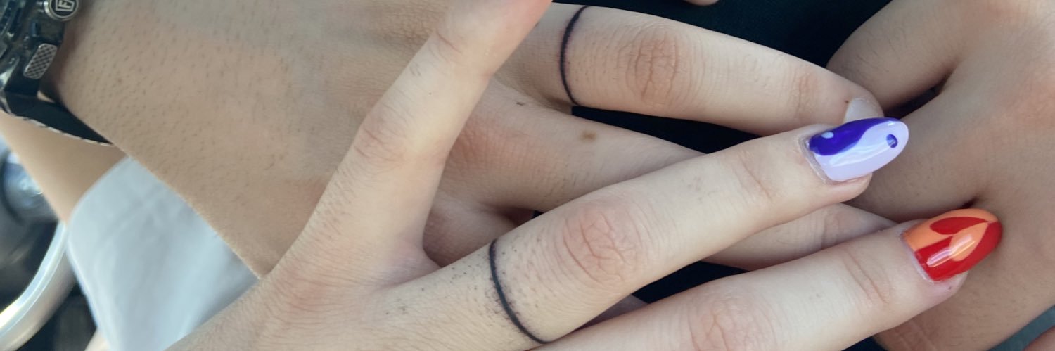 Lydia_812's profile banner image