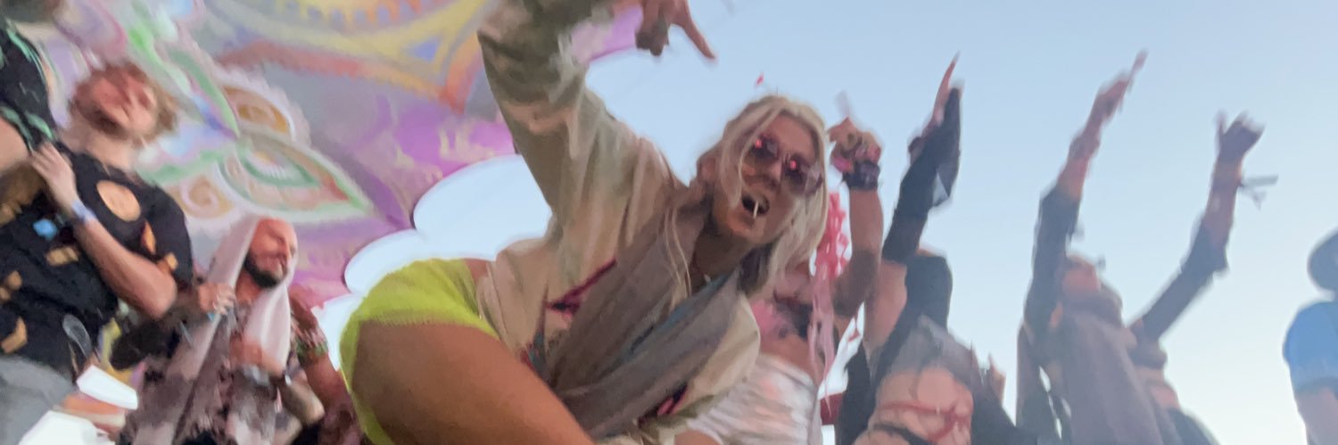 hanna_brooksie's profile banner image