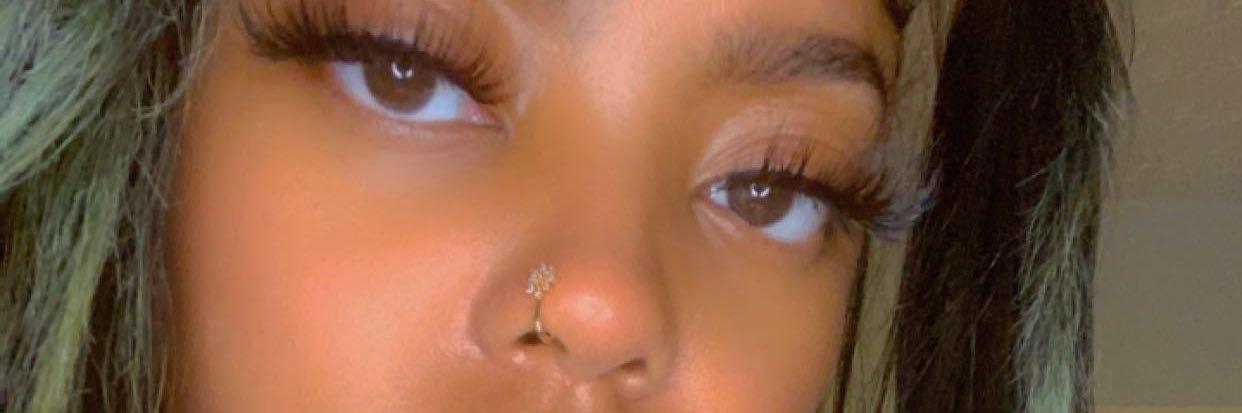 T_IONNAAAA's profile banner image