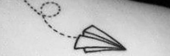 Lara_santiso's profile banner image
