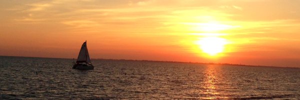 LuckiLadi22 Profile Banner