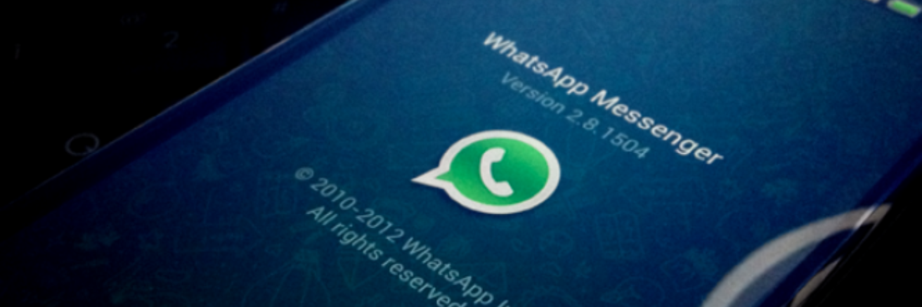 Whatsapp parodia banner