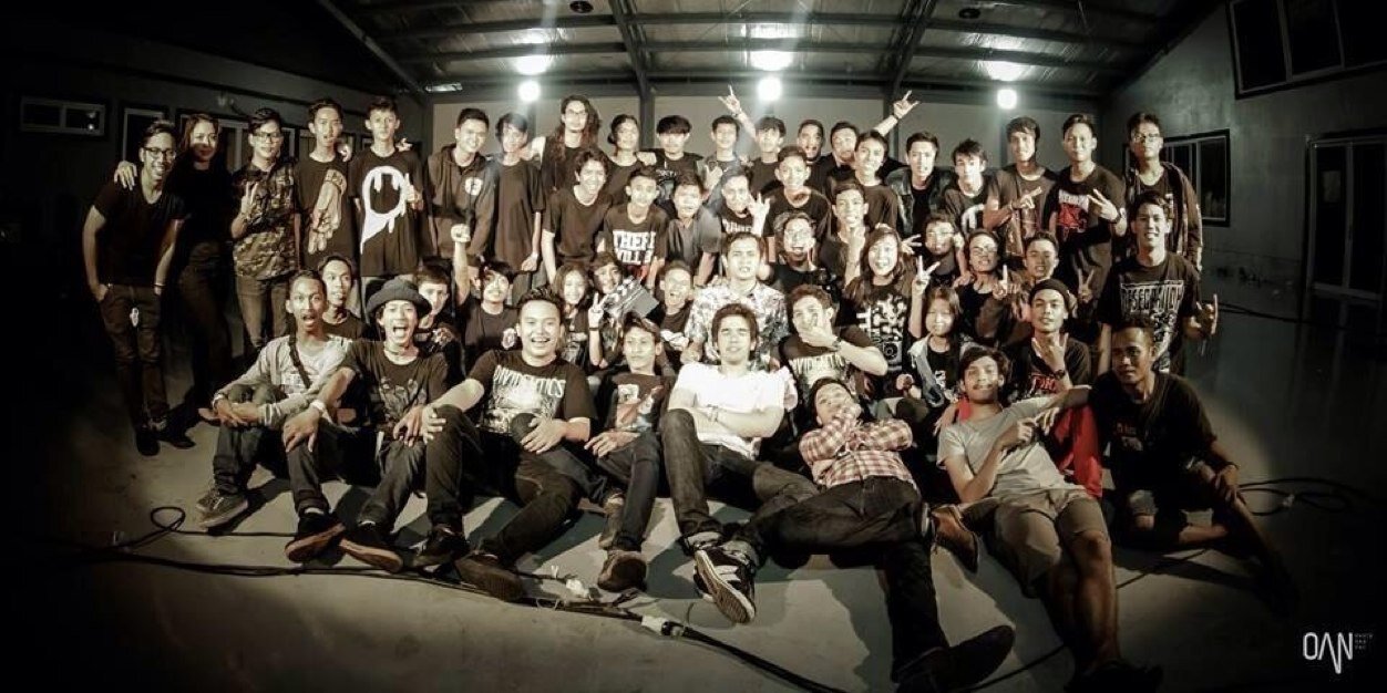 DIVIDENTICS Makassar banner