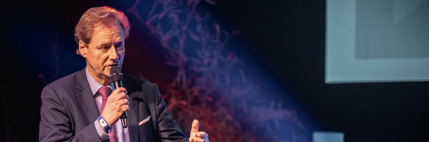 L_MartinStLeon's profile banner image