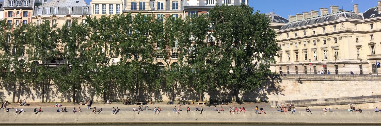 María Paz González banner