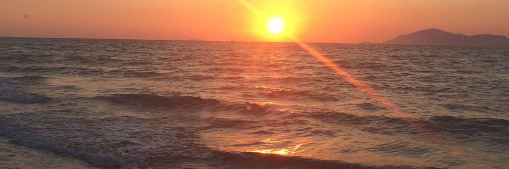 ManiLau_'s profile banner image